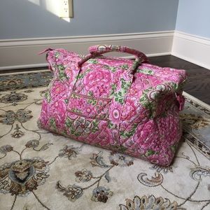 Vera Bradley overnight duffel bag